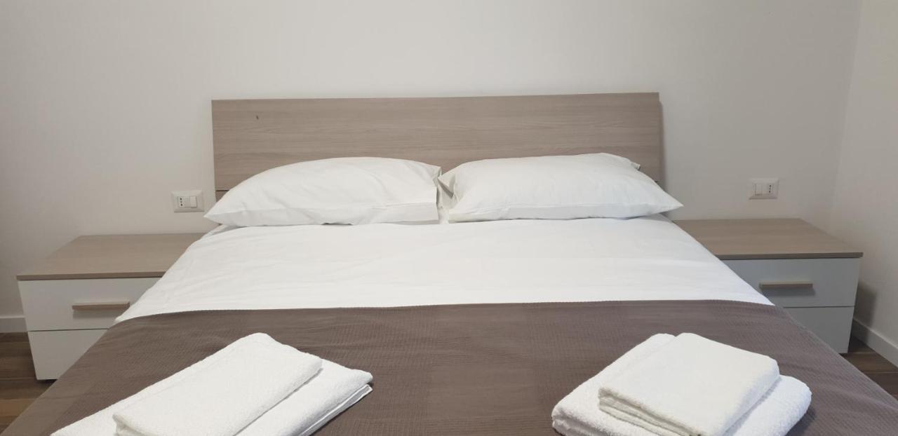 Appartamento Roma Casa Vacanza Sea House Rome 50 Metri Dal Mare Lido di Ostia Eksteriør bilde