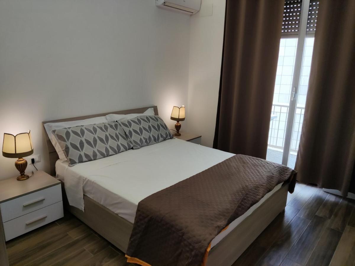 Appartamento Roma Casa Vacanza Sea House Rome 50 Metri Dal Mare Lido di Ostia Eksteriør bilde