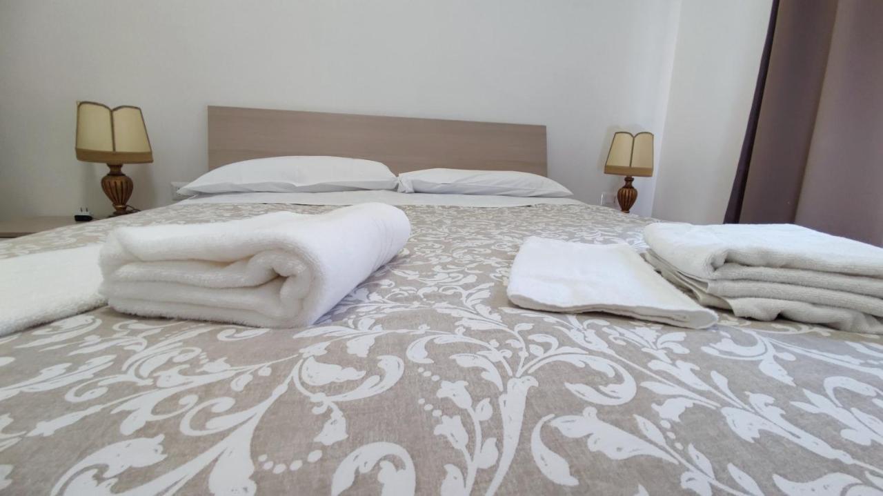 Appartamento Roma Casa Vacanza Sea House Rome 50 Metri Dal Mare Lido di Ostia Eksteriør bilde